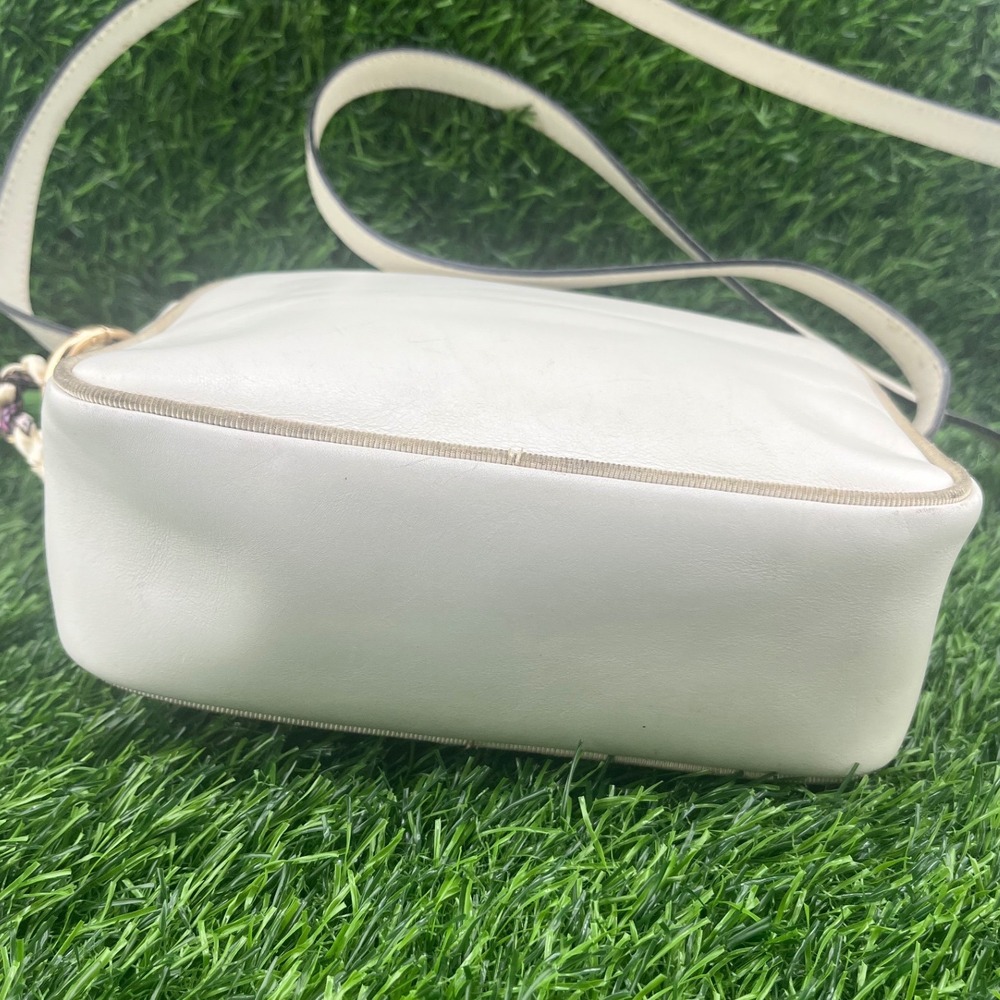 Salvatore Ferragamo Ivory Leather Vara Bow Camera Crossbody Gold Hardware Italy - Picture 11 of 16